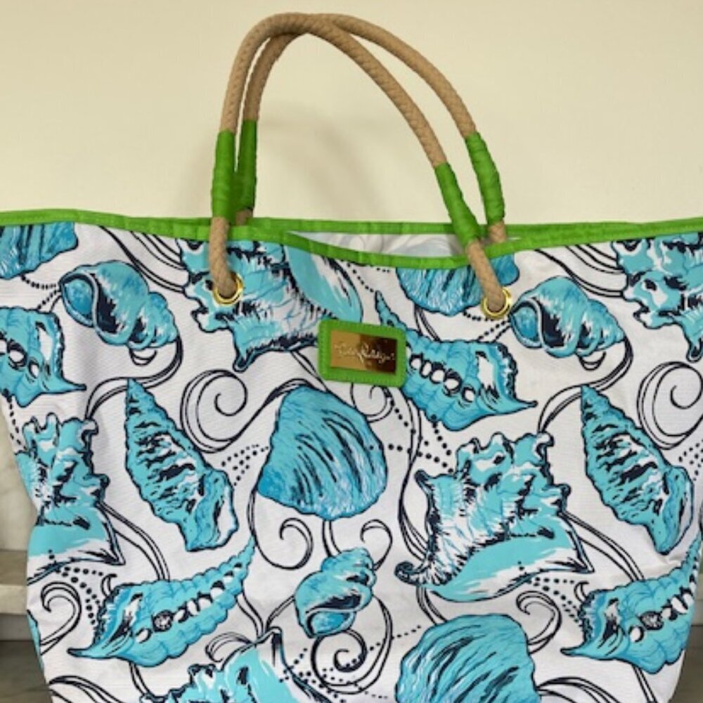 LILLY PULITZER Buena Vista Tote Blue White Shelll Jute Handles - Picture 3 of 16